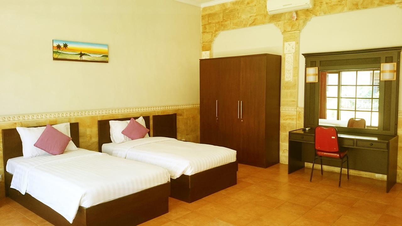 Hana Kuta Beach Hotel Exterior foto