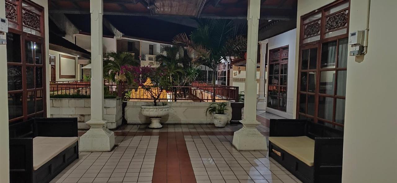 Hana Kuta Beach Hotel Exterior foto